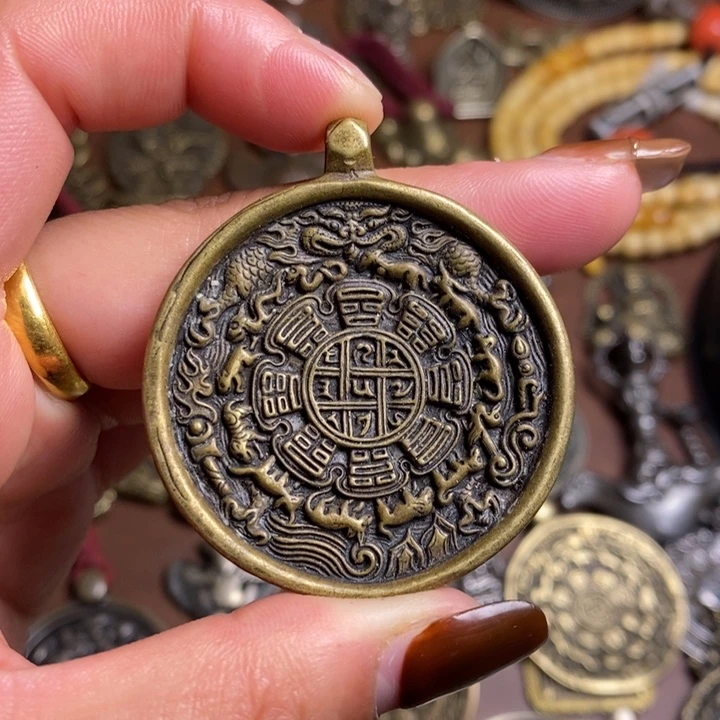 泥塑小元素的设计风格