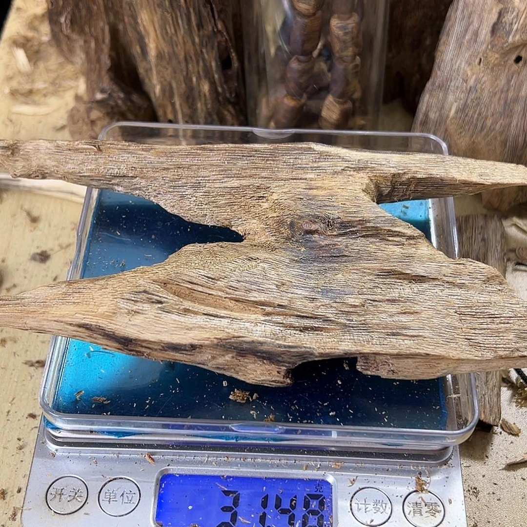 香料绿奇楠虫漏31克乌身