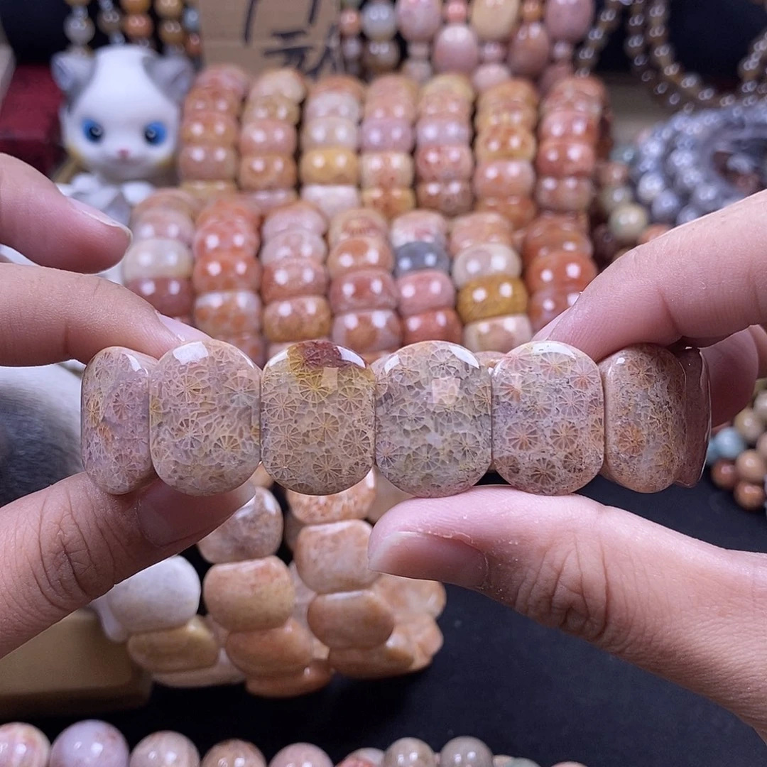 硅化珊瑚（珊瑚玉）手牌未镶嵌16