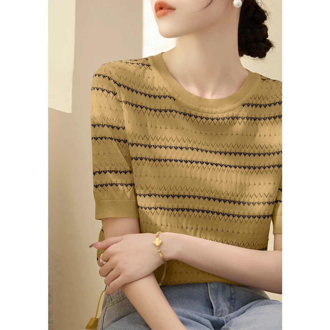 圆领莱赛尔天丝短袖t恤薄上衣夏季新款冰丝提花挑孔条纹针织衫女