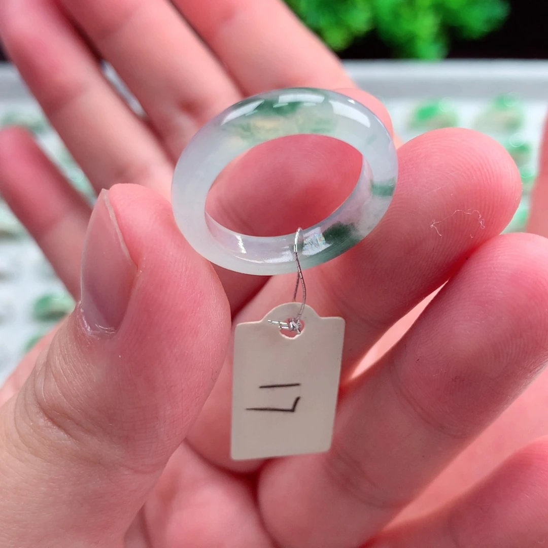 未镶嵌戒指翡翠天然