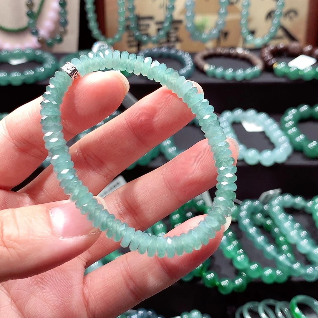 翡翠未镶嵌手链卡6.2