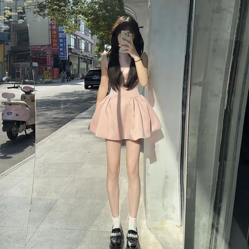 小个子粉色背心连衣裙子女夏季2025新款独特绝美掐腰a字短裙2732