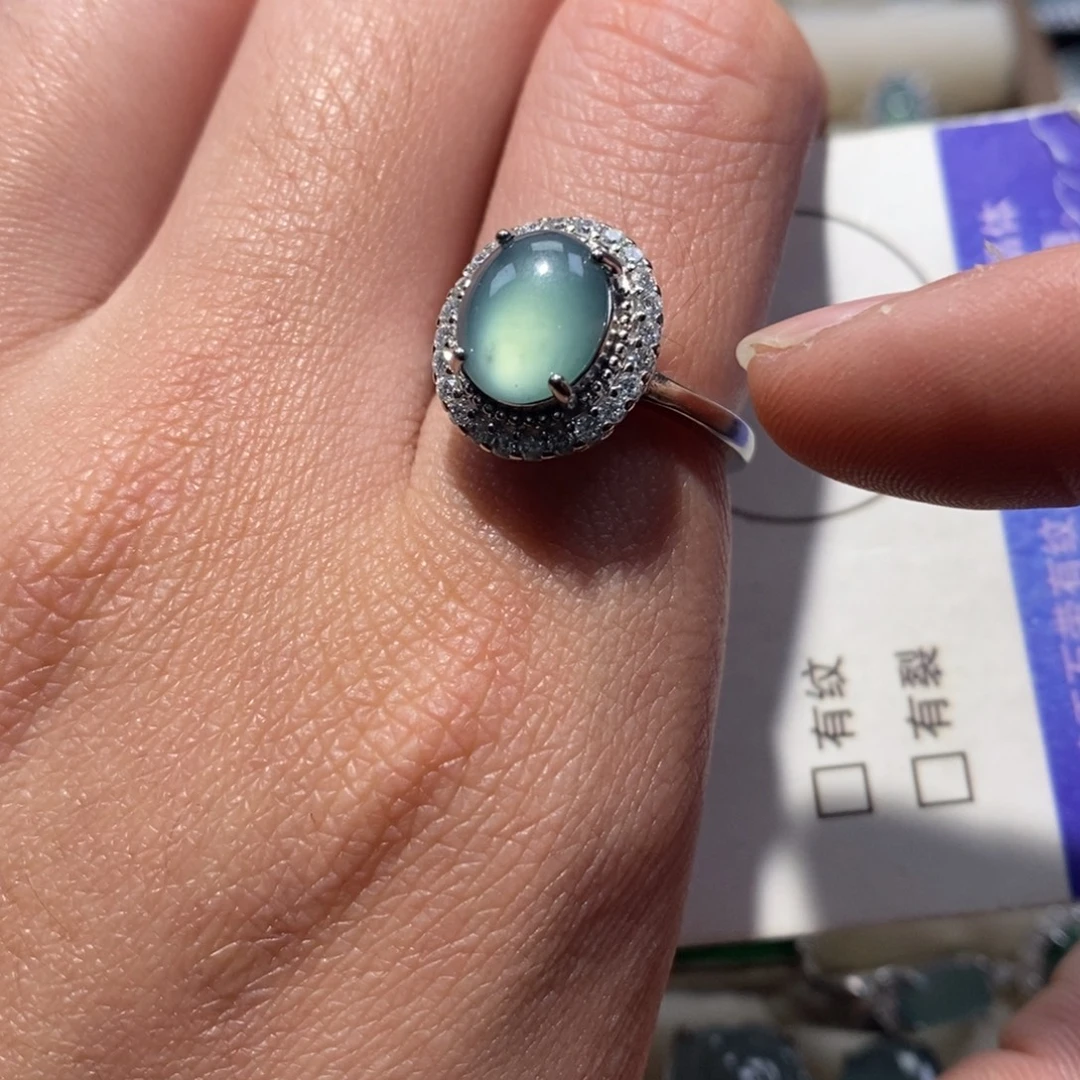 ****酱翡翠未镶嵌颈饰翡翠