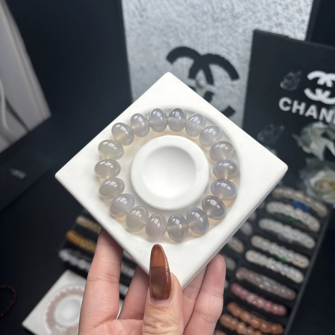 福利10玛瑙手串不退换