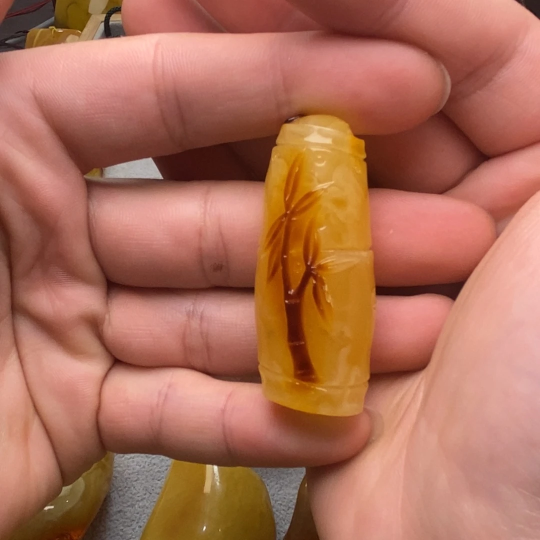 琥珀未镶嵌裸石蜜蜡