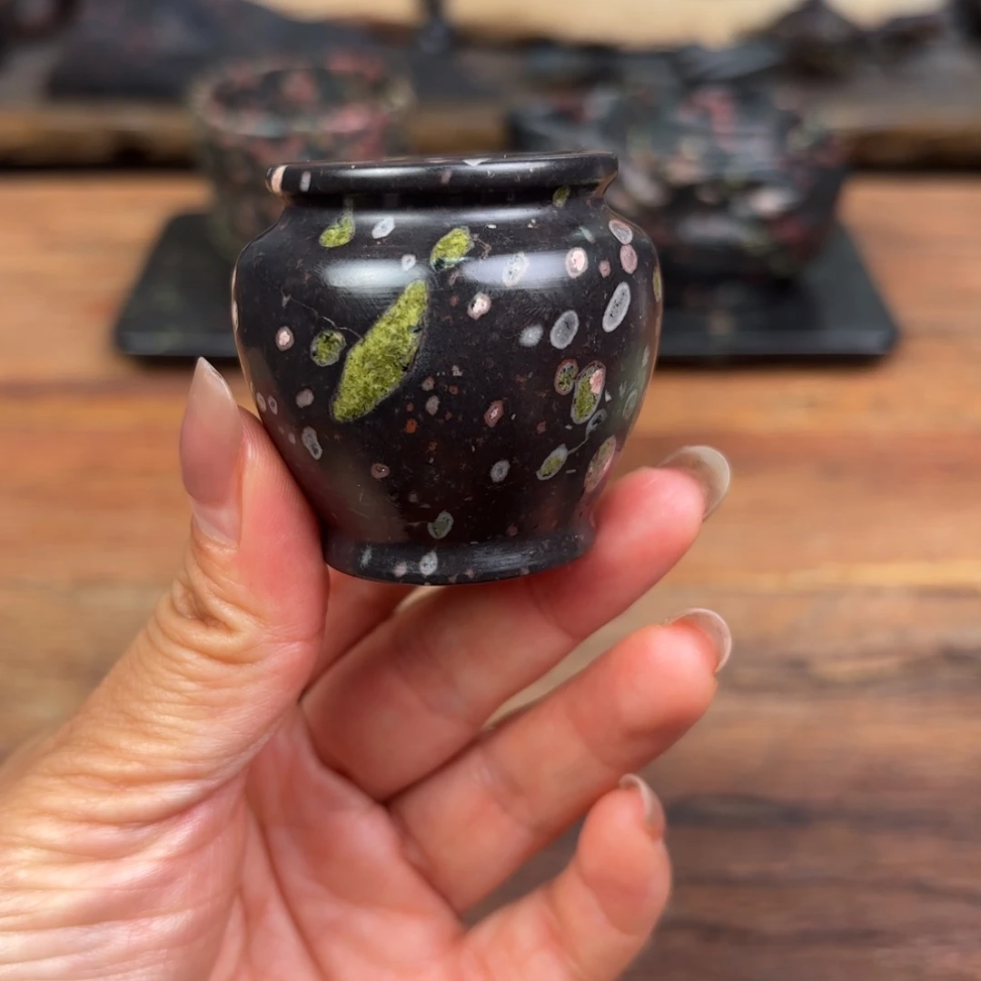 康能美玉瓷安山玉