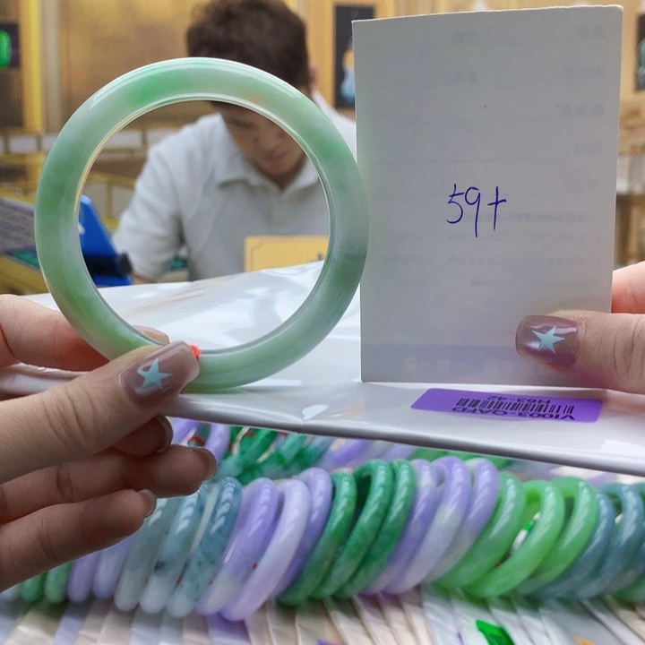 未镶嵌手镯翡翠hhh