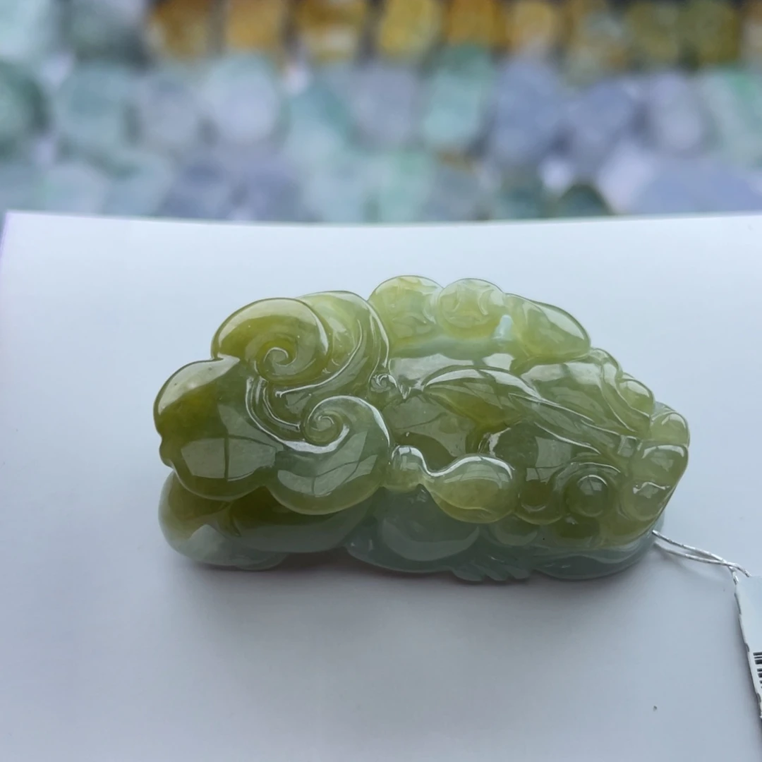 翡翠颈饰未镶嵌貔貅