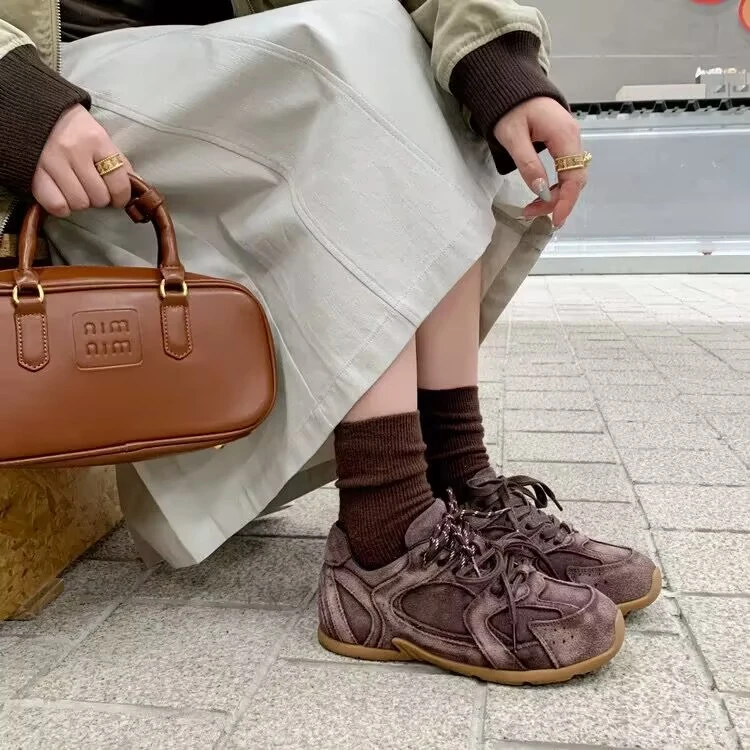 2025断码潮流时尚休闲女款板鞋A87