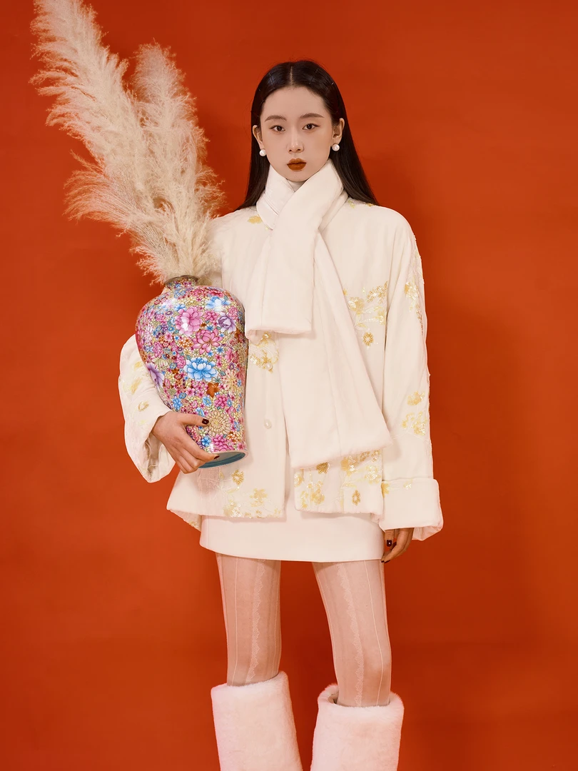 RMC-【玉露】新中式国风真丝丝绒法式刺绣珠绣外套S24102601