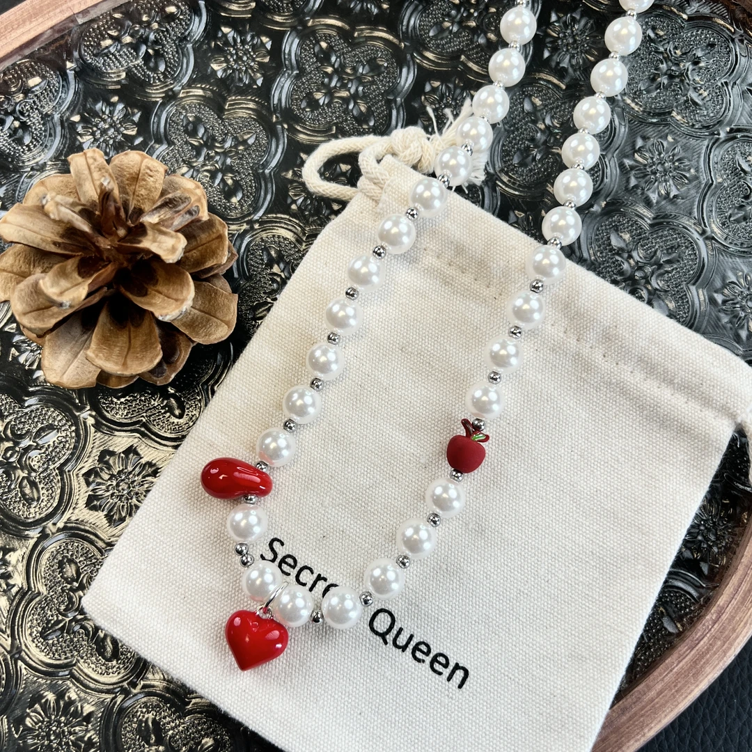 铜合金项链 小众设计贝珠红爱心苹果项链AH253