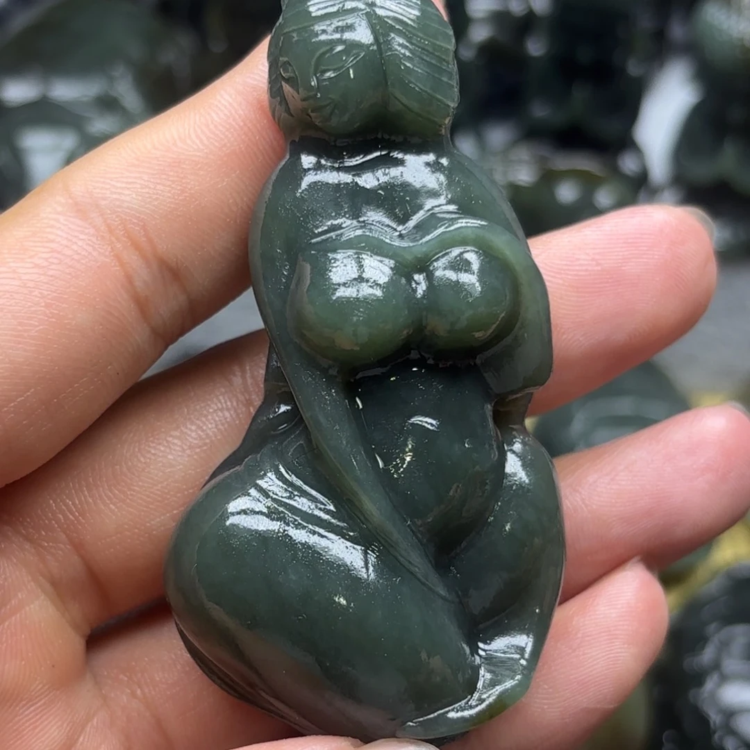 和田玉（糖玉）未镶嵌颈饰