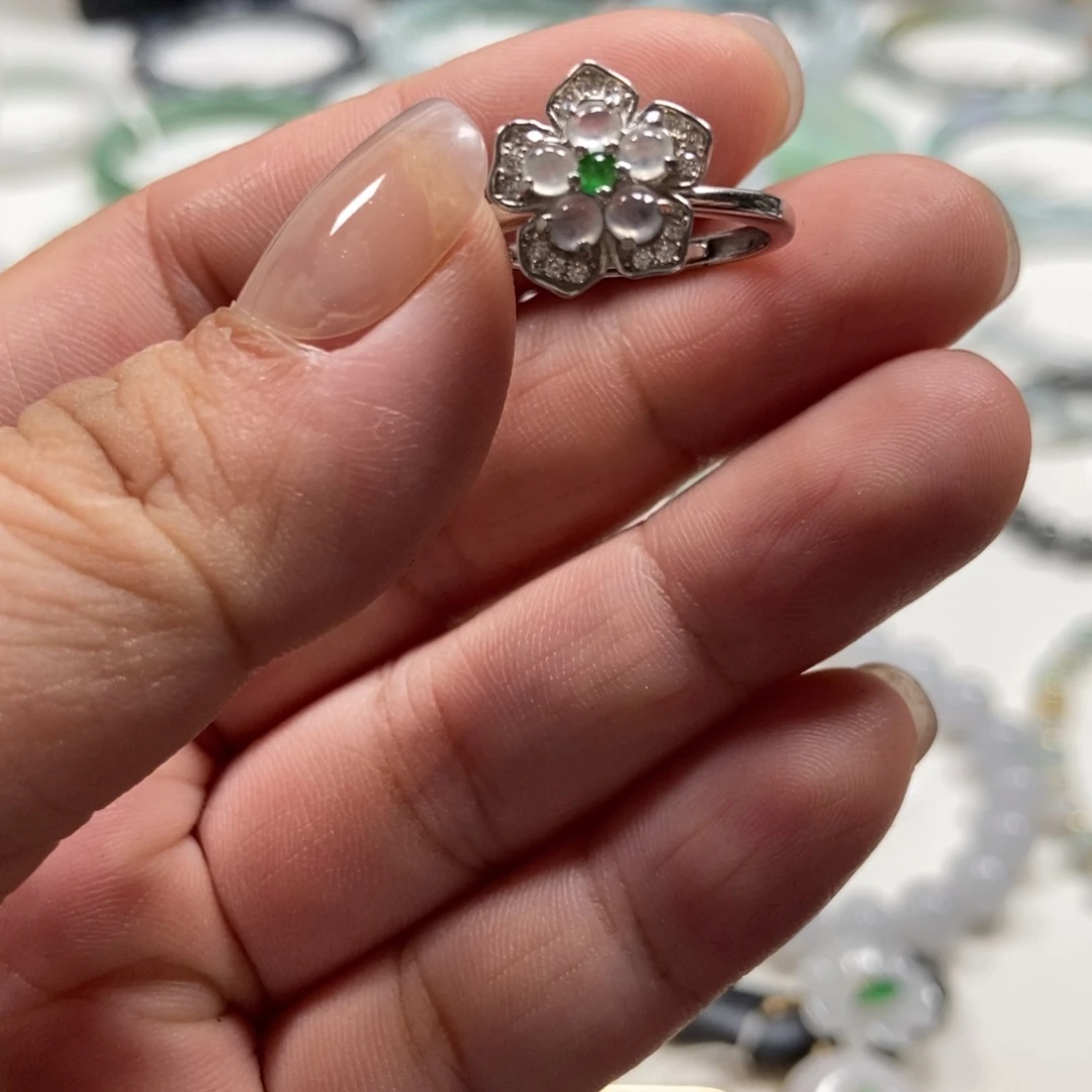 未镶嵌戒指翡翠翡翠