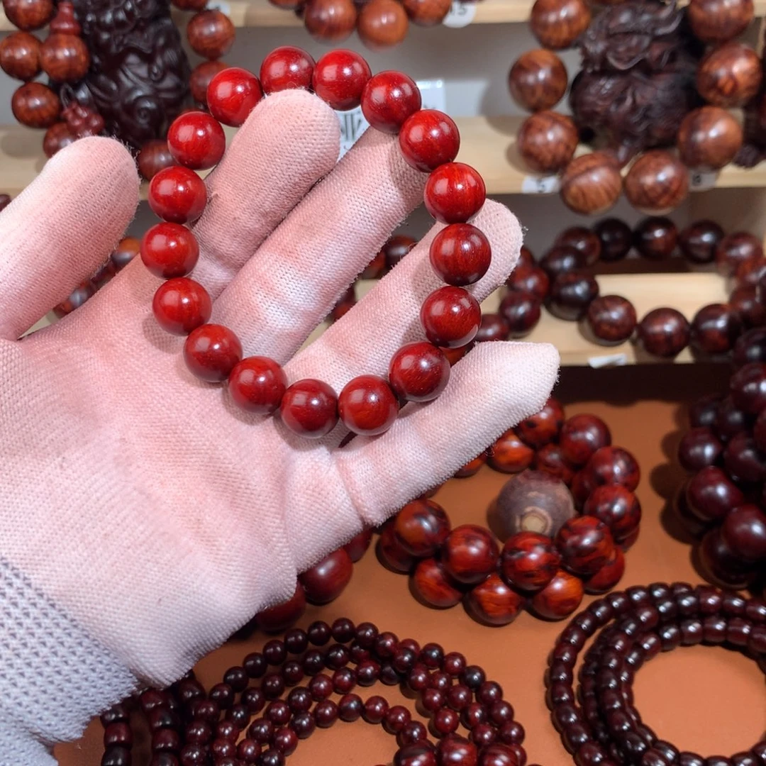 魔***意染料紫檀（血檀）1.2镇泥-鸡血红-多样性发其一