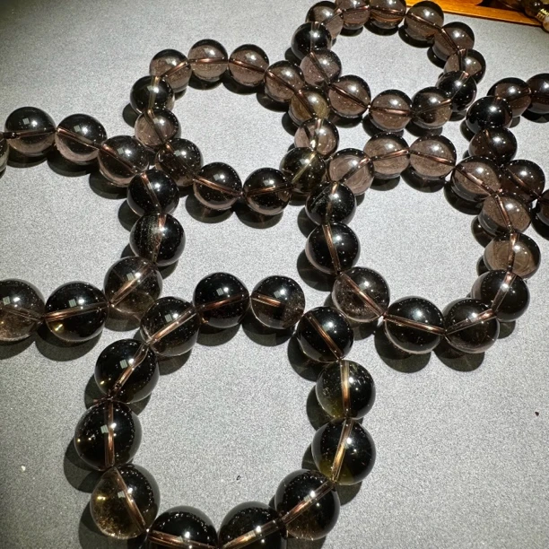 【黑胖珠宝】H0132茶水晶手串多样性发其一