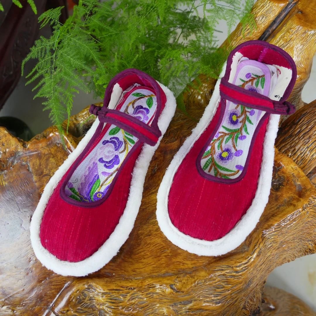 36码38码供销社库存红色灯芯绒女士毛边鞋