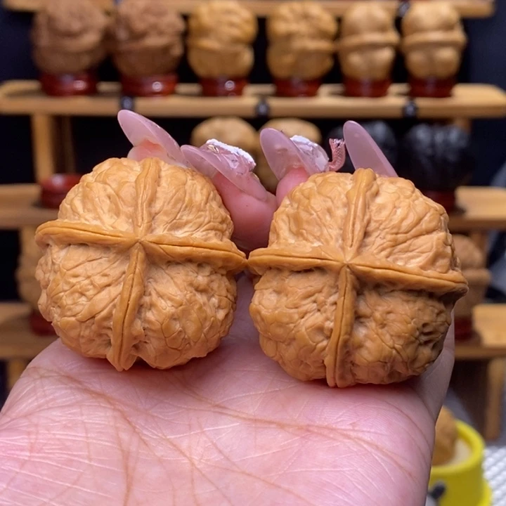 独***@文玩核桃把件玉玺四棱7号40尺