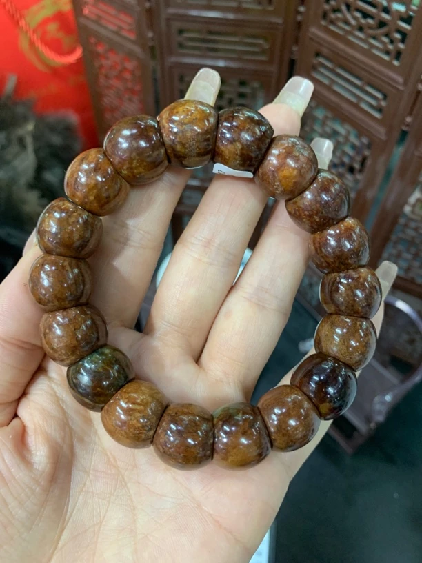 河磨玉满红沁肉玉化手串卡16马蹄珠手串（多样性发其一）