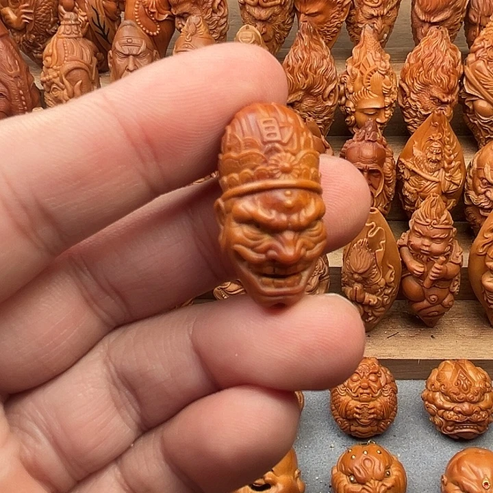 吊坠橄榄核17歪财神