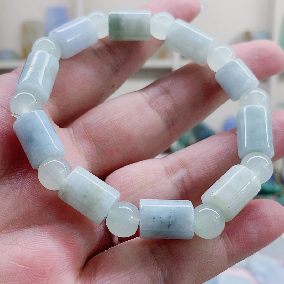 颈饰未镶嵌翡翠天然