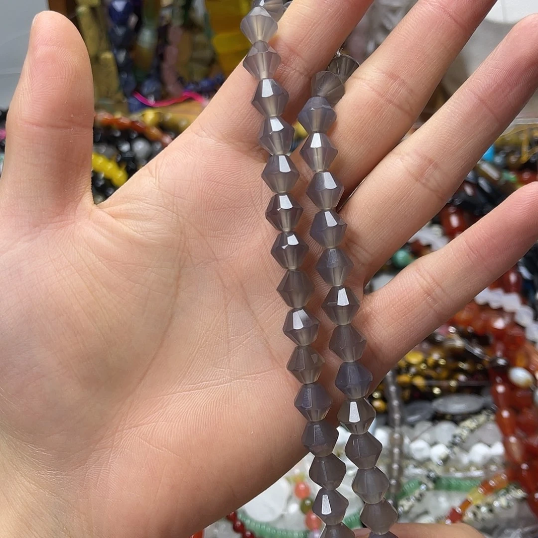 玛瑙/玉髓未镶嵌珠宝半成品卡10灰玛飞碟一条