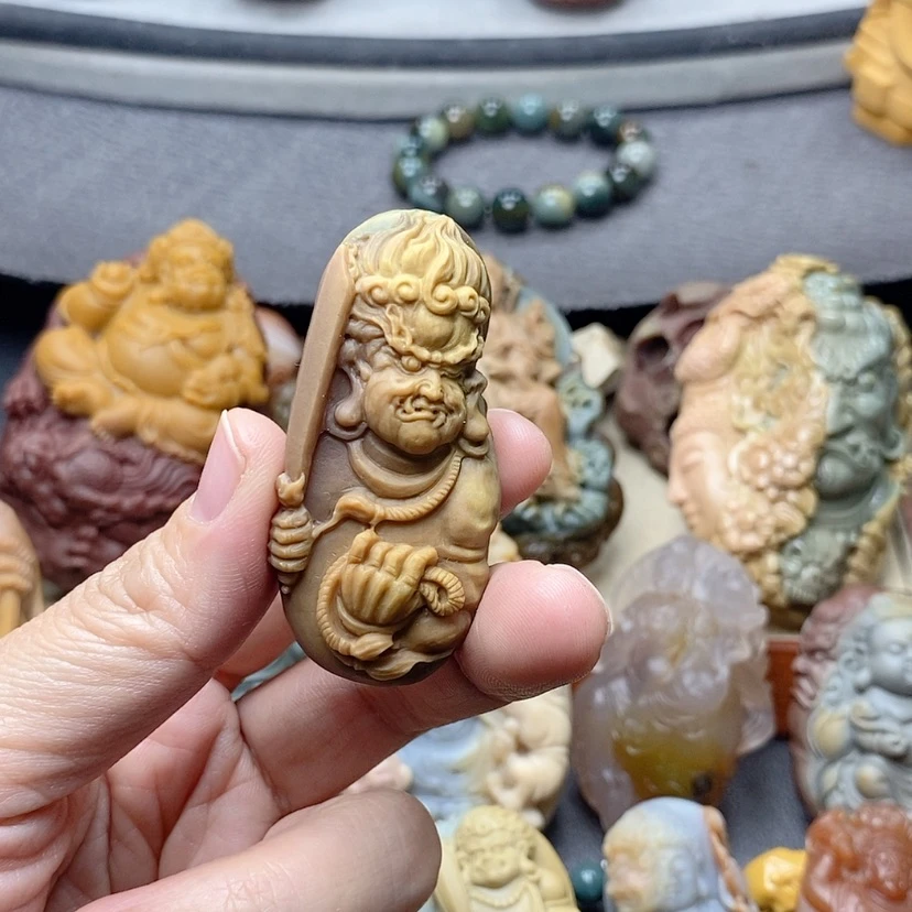 【闪购商品】定制石英质玉吊坠未镶嵌