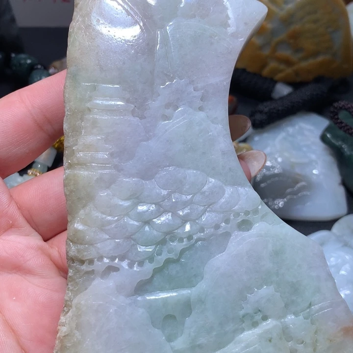 翡翠未镶嵌颈饰保真天然A货翡翠