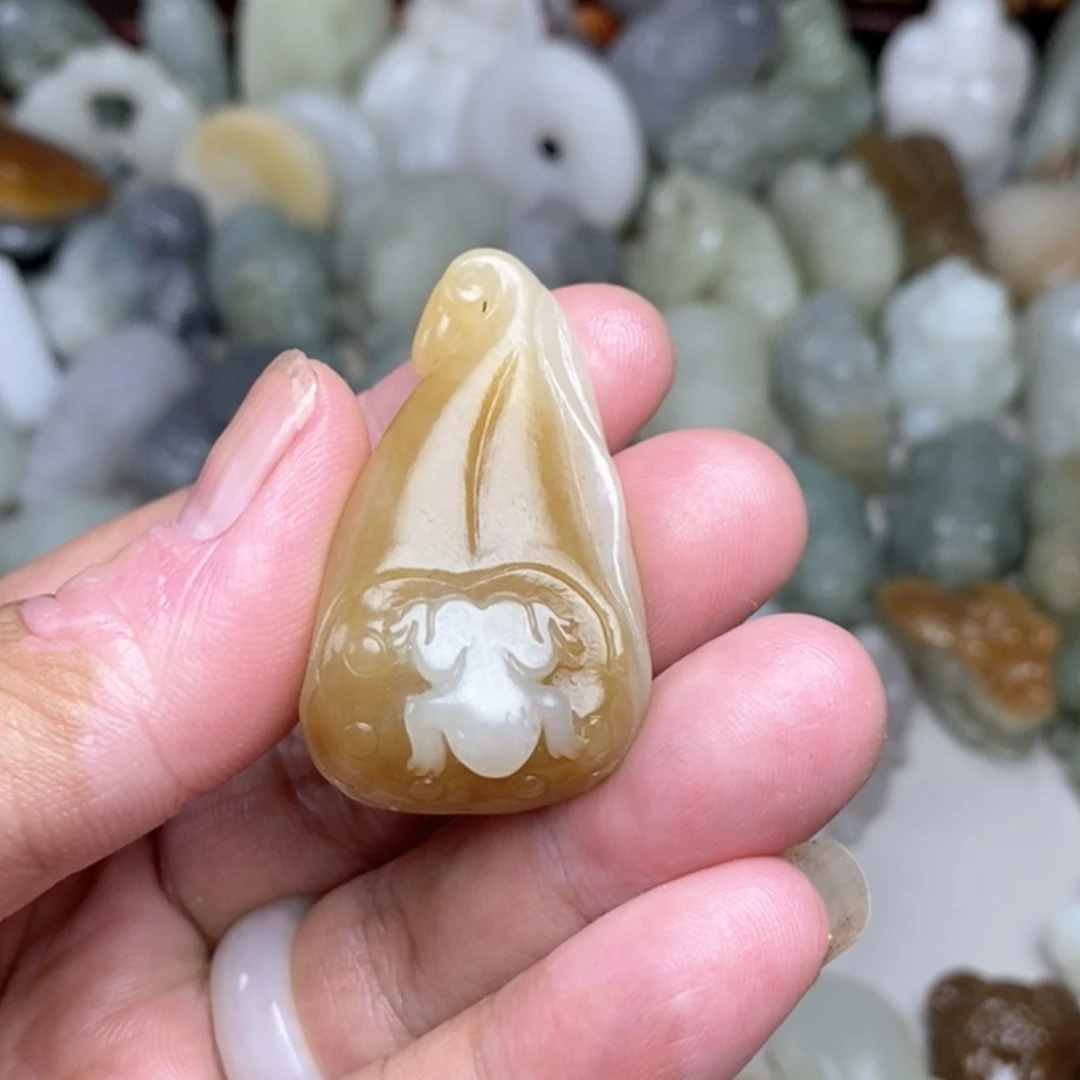 【闪购商品】未镶嵌和田玉挂件