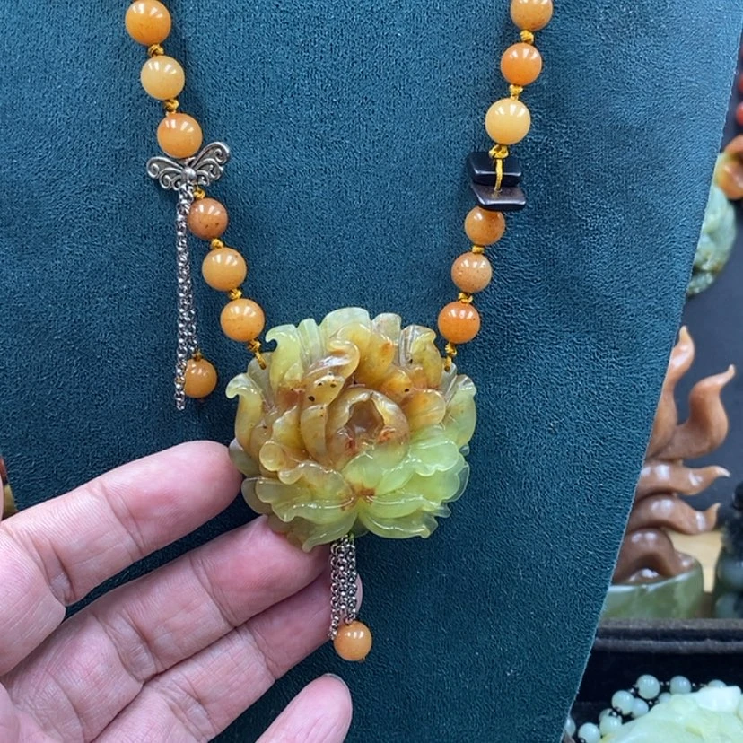 【闪购商品】未镶嵌蛇纹石玉吊坠