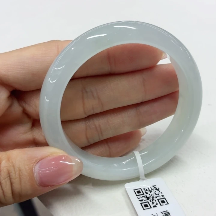 翡翠未镶嵌手镯缅甸翡翠手镯52.5