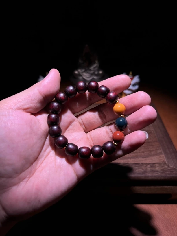 壹品斋甄选手串无礼盒SK716