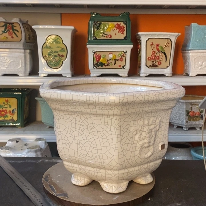 红陶邦**?花盆里的小猫咪