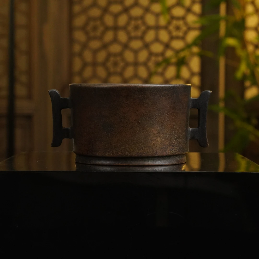 【清早期】铜戟耳炉（宽13cm高6.3cm）