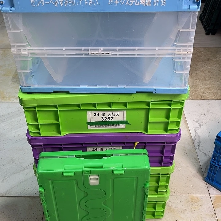 独***心厚款带盖子箱子一个