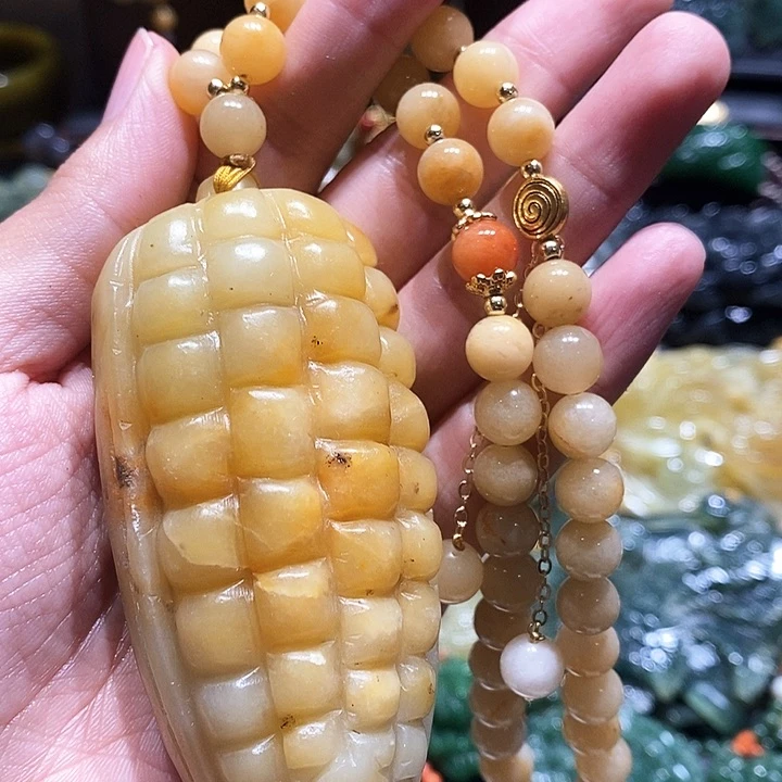 岫玉未镶嵌毛衣链