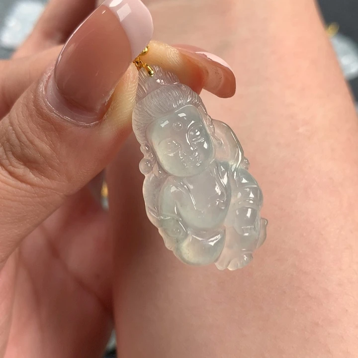 翡翠颈饰18K金镶嵌宝宝佛
