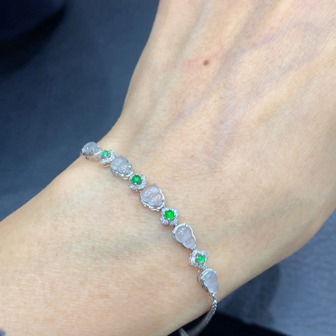 如***~翡翠18K金镶嵌手链