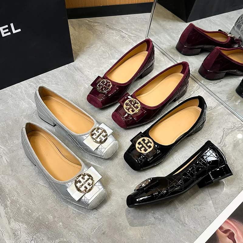 【诺一家加宽加肥大码女鞋】方头粗跟金属扣单鞋百搭春秋气质晚晚鞋