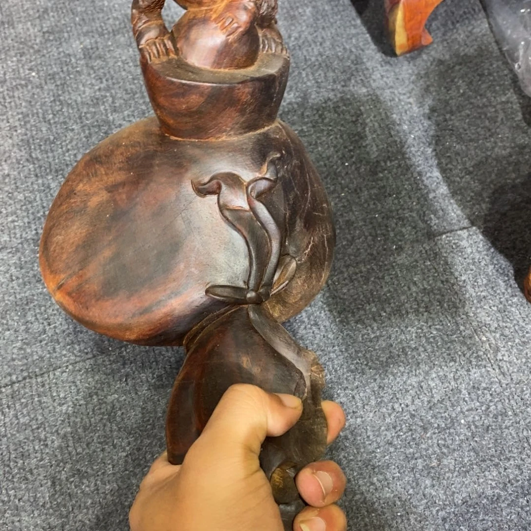 金***水钱袋一个特价处理
