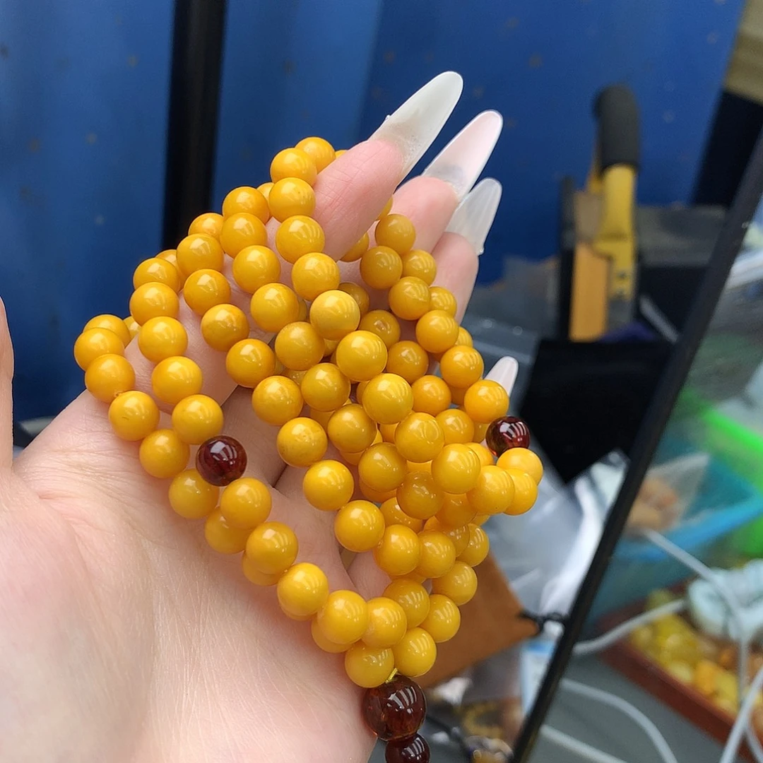 蜜蜡未镶嵌珠宝奇石