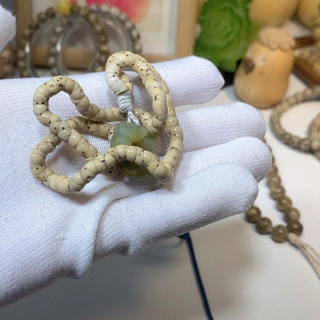 吊坠星月菩提卡5石玉大肠