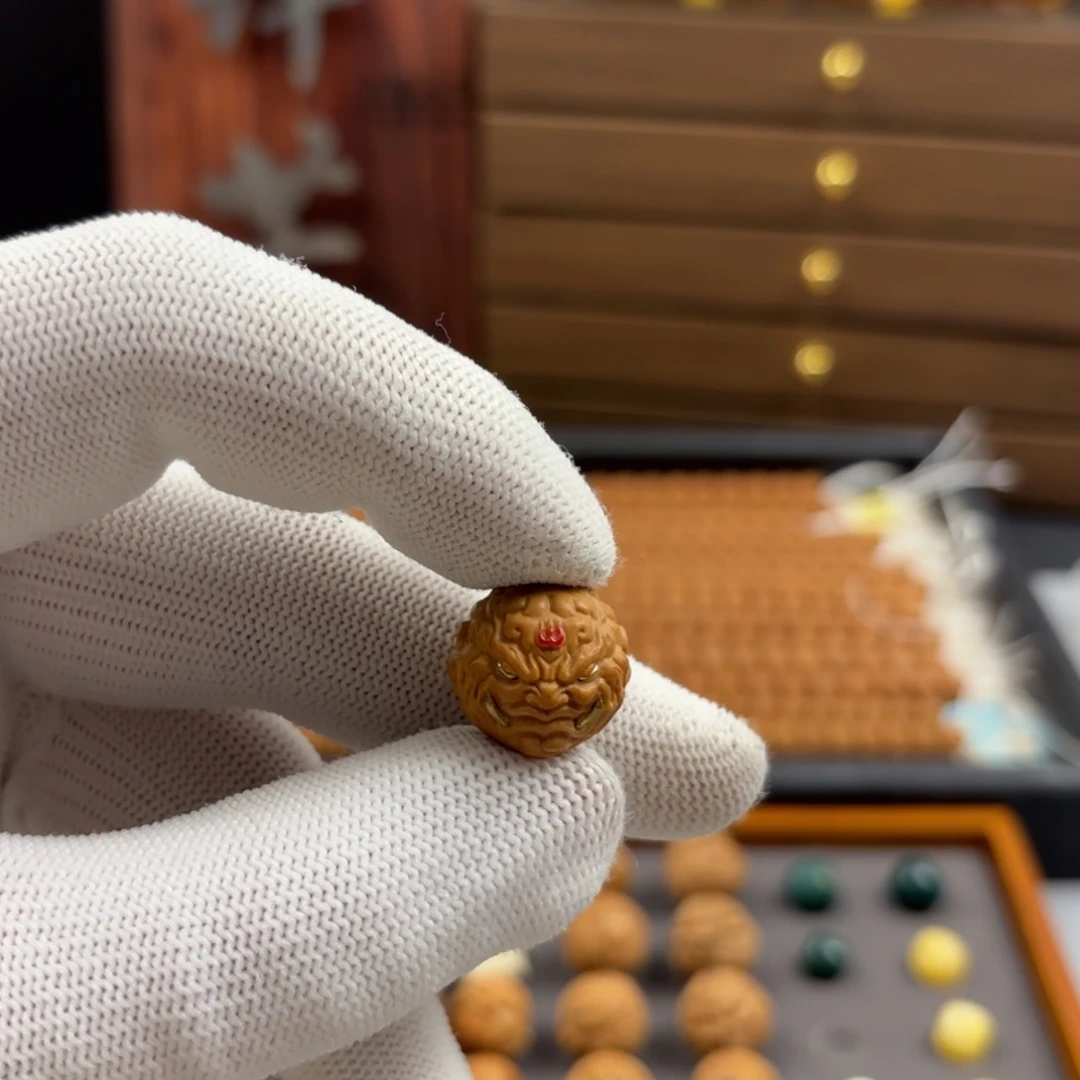 A***型猴头核桃手串怒僧