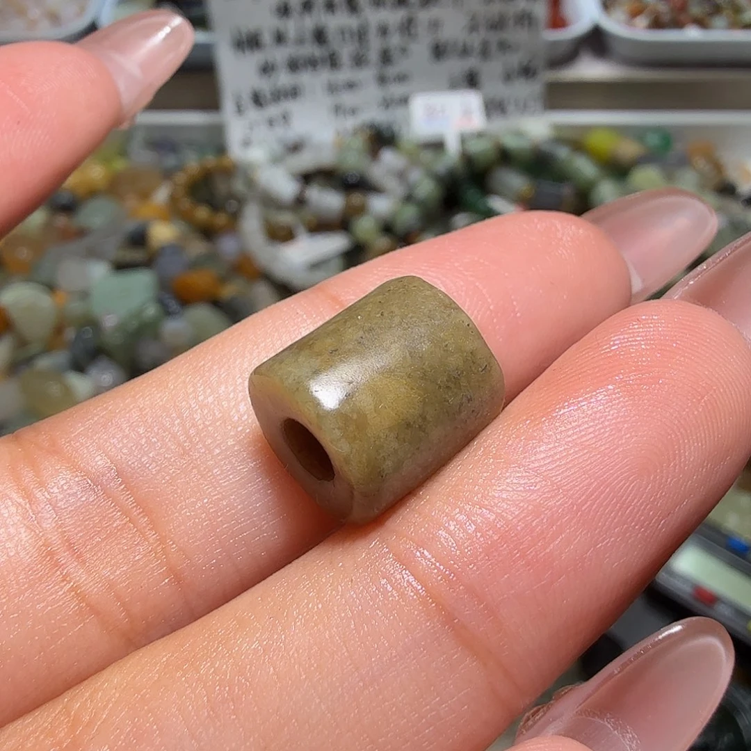 和田玉未镶嵌珠宝奇石