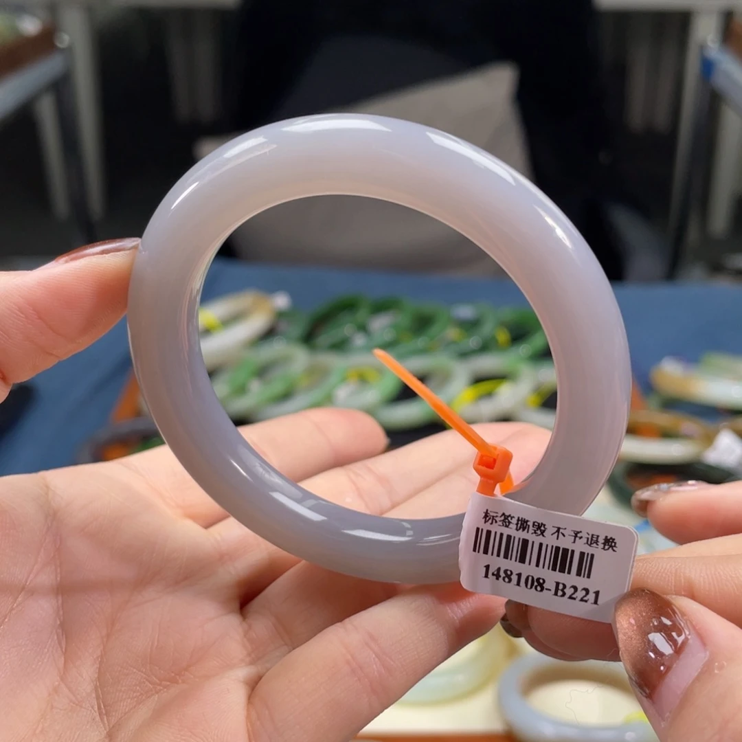 未镶嵌手镯和田玉口径55