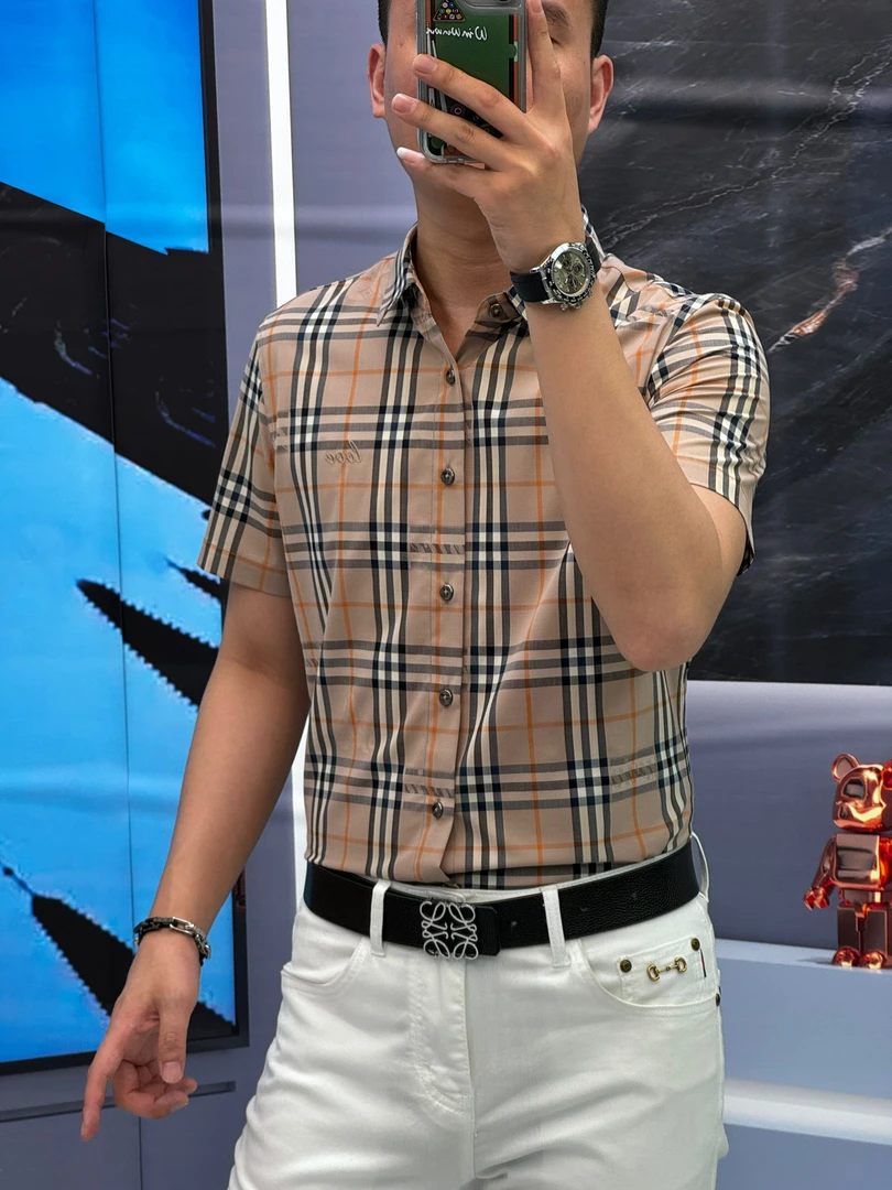 2025（轩诚）新款夏季格子刺绣男士时尚休闲高品质梭织短袖衬衫衬衣