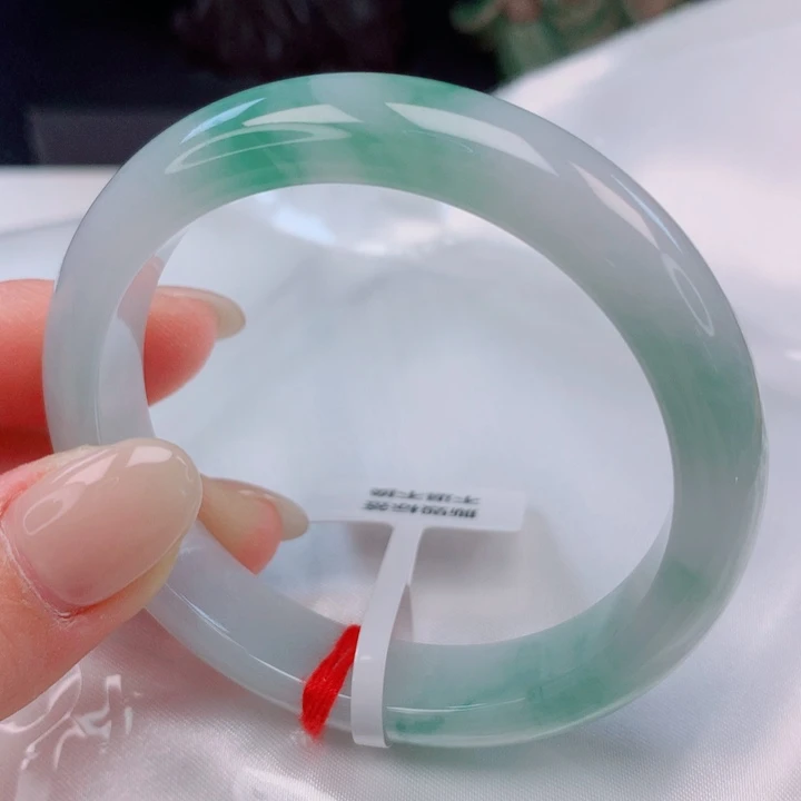 翡翠未镶嵌手镯53圈口