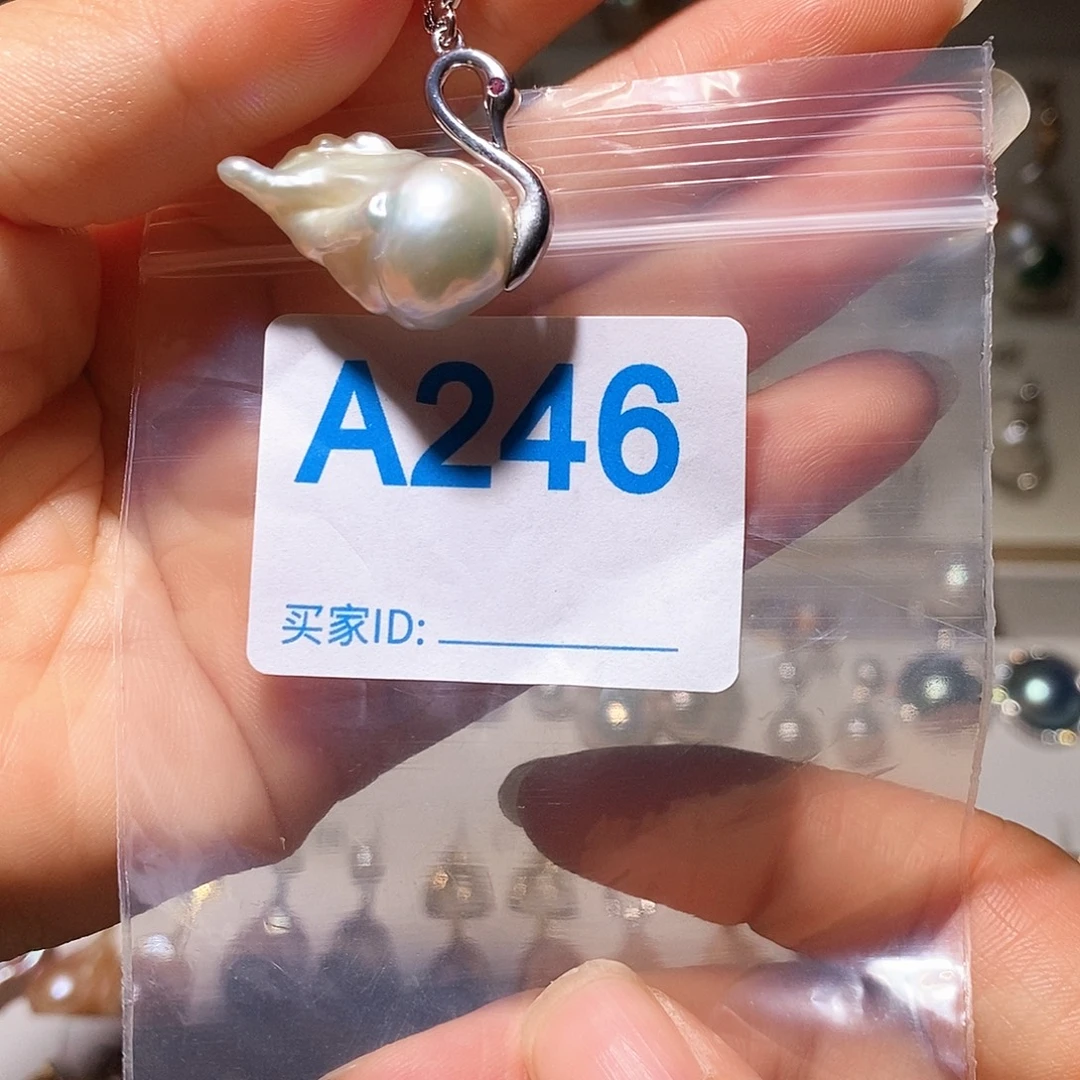 颈饰未镶嵌淡水珍珠