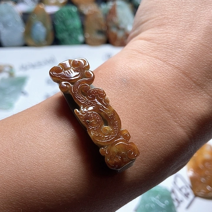 翡翠未镶嵌颈饰翡翠a货