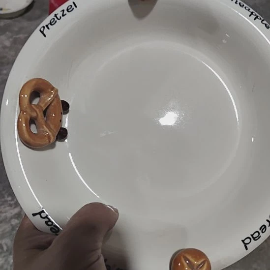 谁***验瑕疵陶瓷介意不拍内有小裂8寸